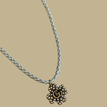Load image into Gallery viewer, The Quinn Necklace
