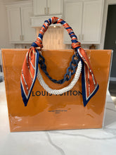 Load image into Gallery viewer, The Elle Handbag
