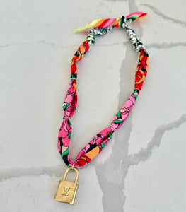 The Bella Necklace