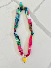 Load image into Gallery viewer, The Lilly Necklace