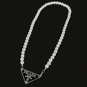 The Poppy Necklace