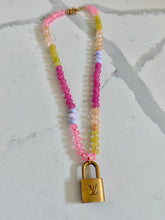 Load image into Gallery viewer, The Jennifer Necklace