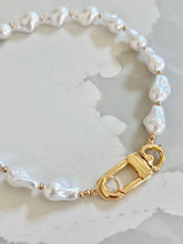 Load image into Gallery viewer, The Bella Necklace