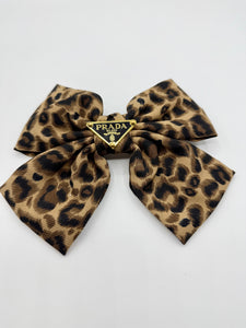 The Poppy Bow