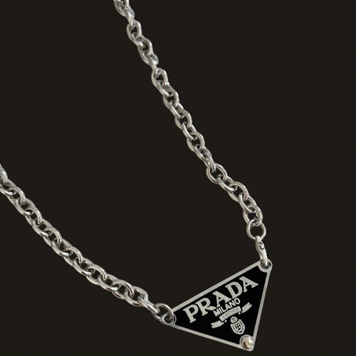 The Claire Necklace