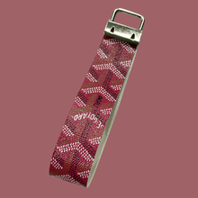 Load image into Gallery viewer, The Lindsay Keychain