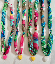 Load image into Gallery viewer, The Lilly Necklace