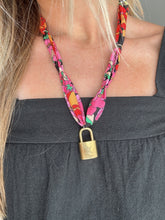 Load image into Gallery viewer, The Bella Necklace