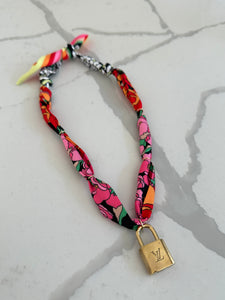 The Bella Necklace