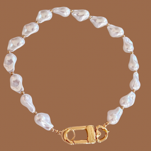 The Bella Necklace