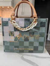 Load image into Gallery viewer, The Elle Handbag