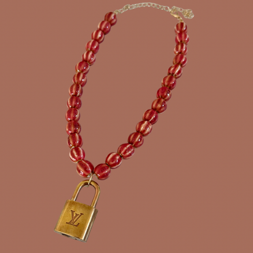 The Elizabeth Necklace