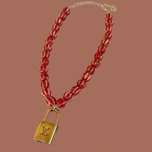 The Elizabeth Necklace