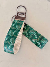 Load image into Gallery viewer, The Naomi Keychain