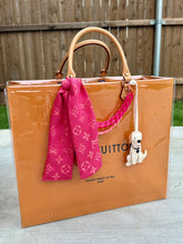 Load image into Gallery viewer, The Elle Handbag