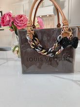 Load image into Gallery viewer, The Elle Handbag