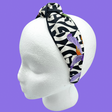 Load image into Gallery viewer, The Kate Knotted Headband - Floral Black &amp; White