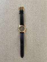 Load image into Gallery viewer, Vintage Leather Band Watch