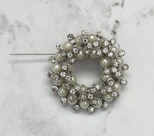 Load image into Gallery viewer, The Cecelia Brooch