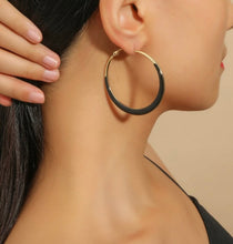 Load image into Gallery viewer, The Bridgette Earring