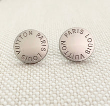 Load image into Gallery viewer, The Kennedy Stud Earring