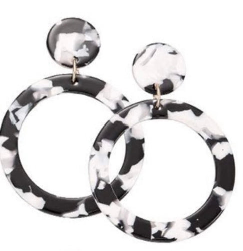 The Della Earring