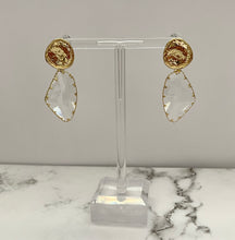 Load image into Gallery viewer, The Sanderson Earring