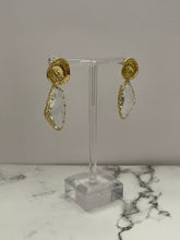 Load image into Gallery viewer, The Sanderson Earring